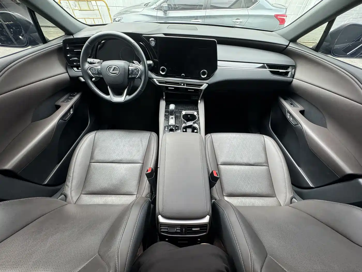 Lexus RX 2023 350h 2WD Comfort Edition фото 7