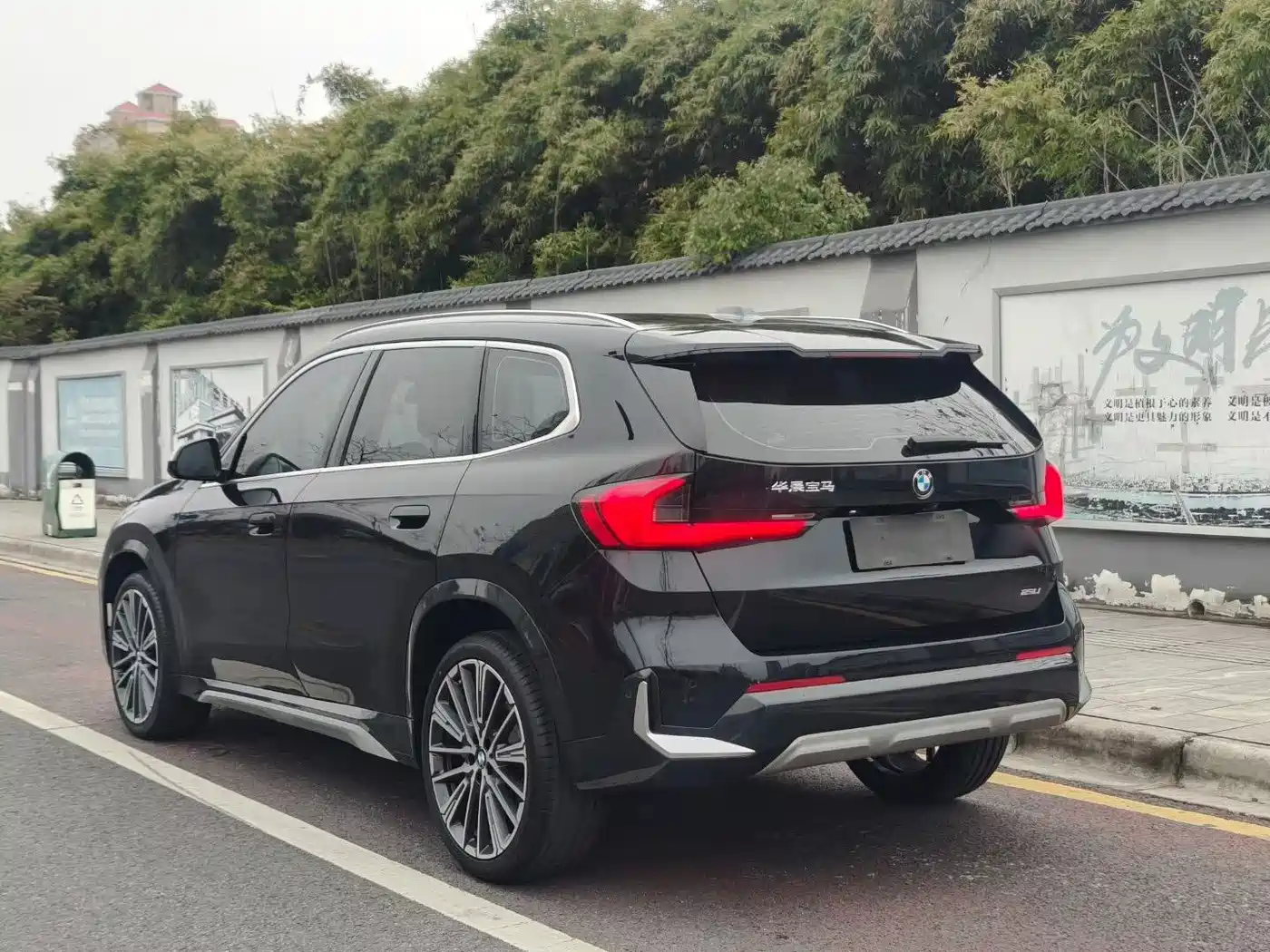 BMW X1 2023 xDrive25Li M Sport Package фото 7