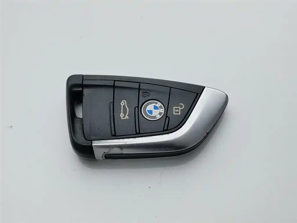 BMW 1 Series 2018 118i Sport Edition фото 19