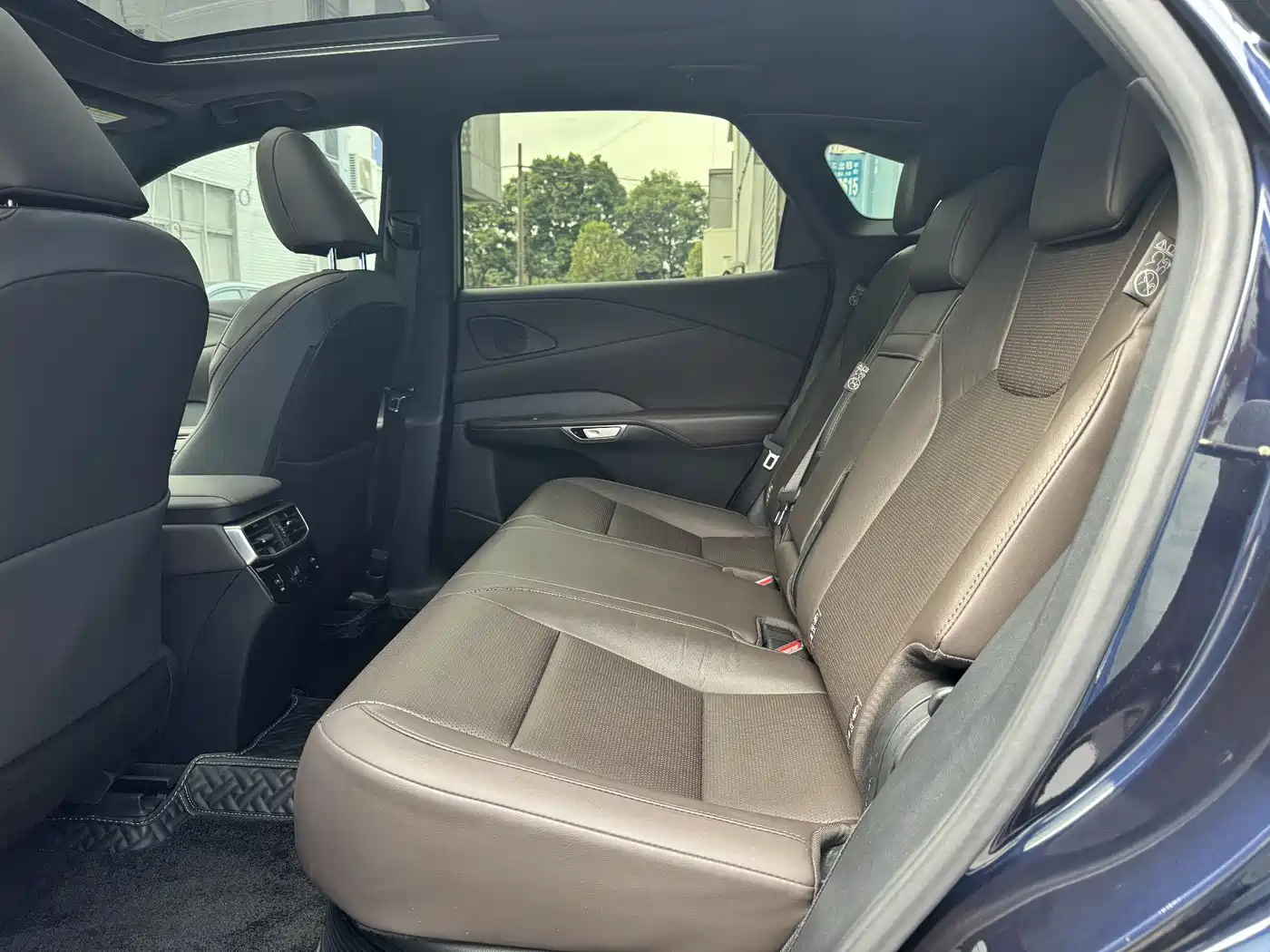 Lexus RX 2023 350h 2WD Comfort Edition фото 6