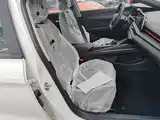 Фото 25 - Geely Binrui