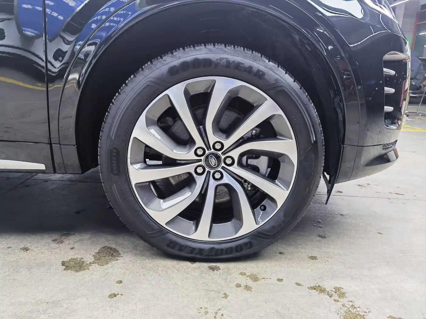 Land Rover Discovery Sport 2024 Performance Technology Edition фото 19