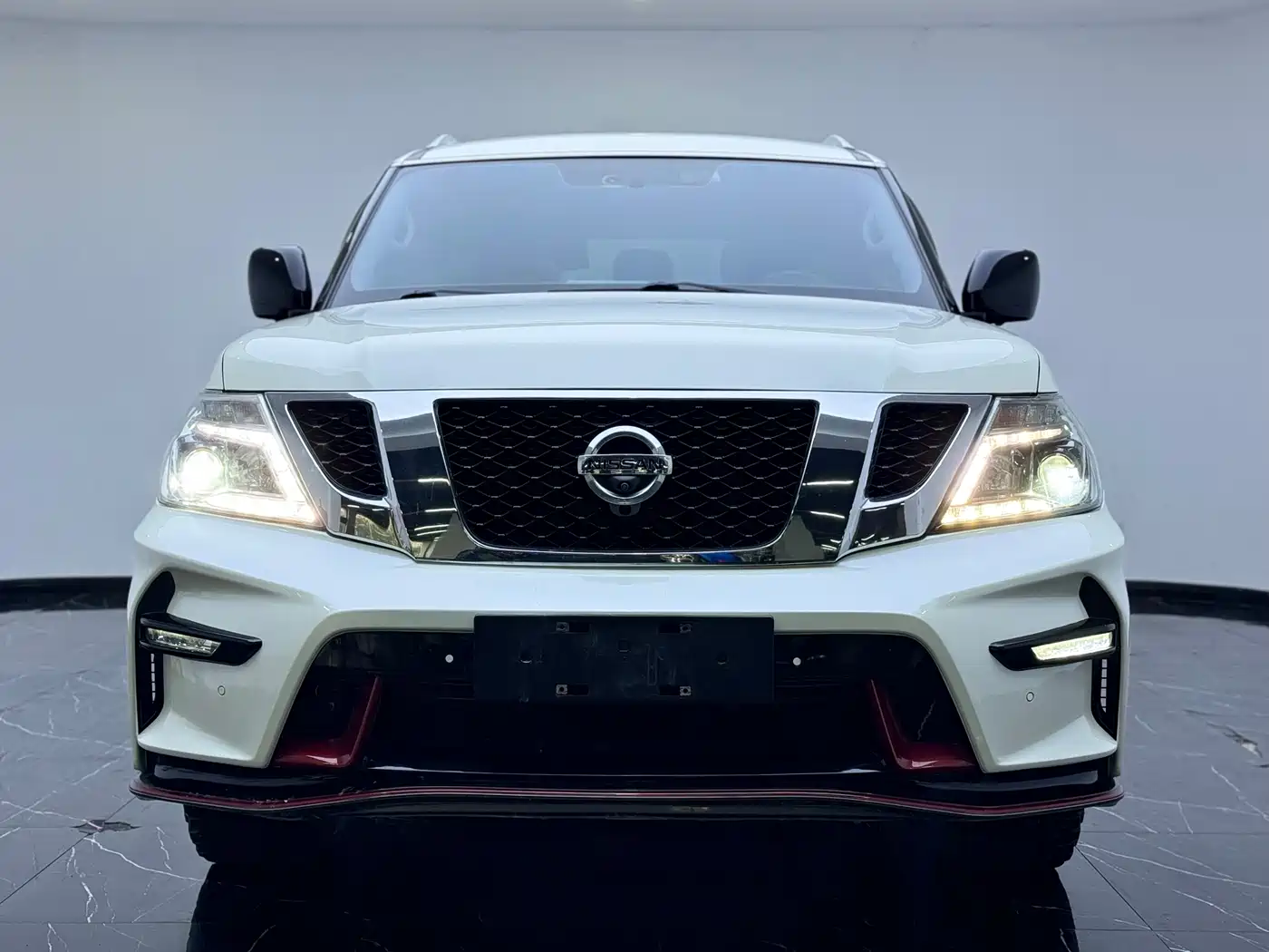 Nissan Patrol 2020 2018 Model 5.6L Standard