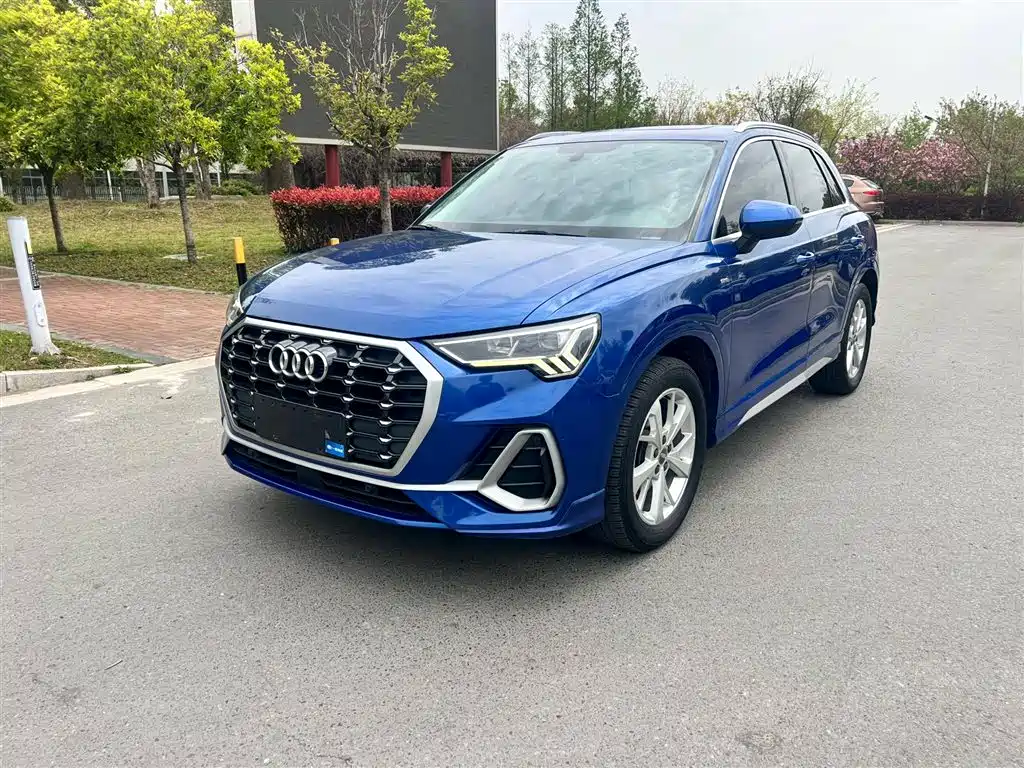 Audi Q3 2019 35 TFSI Progressive Sport