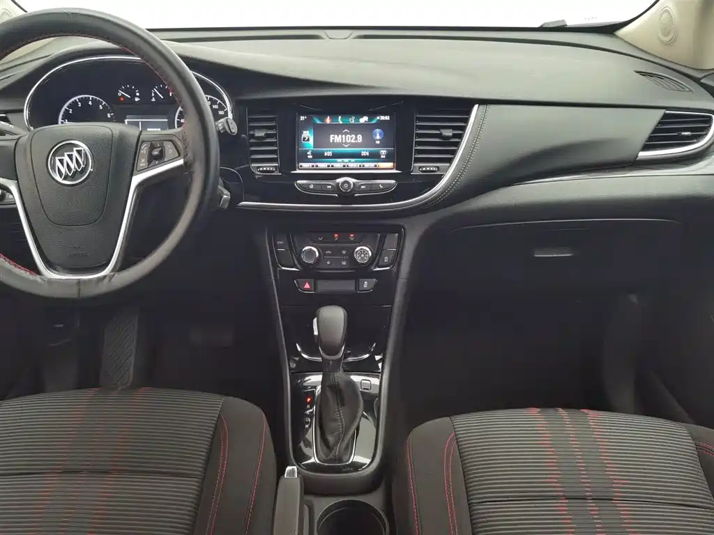 Buick Encore 2018 18T Automatic 2WD Urban Leading фото 12