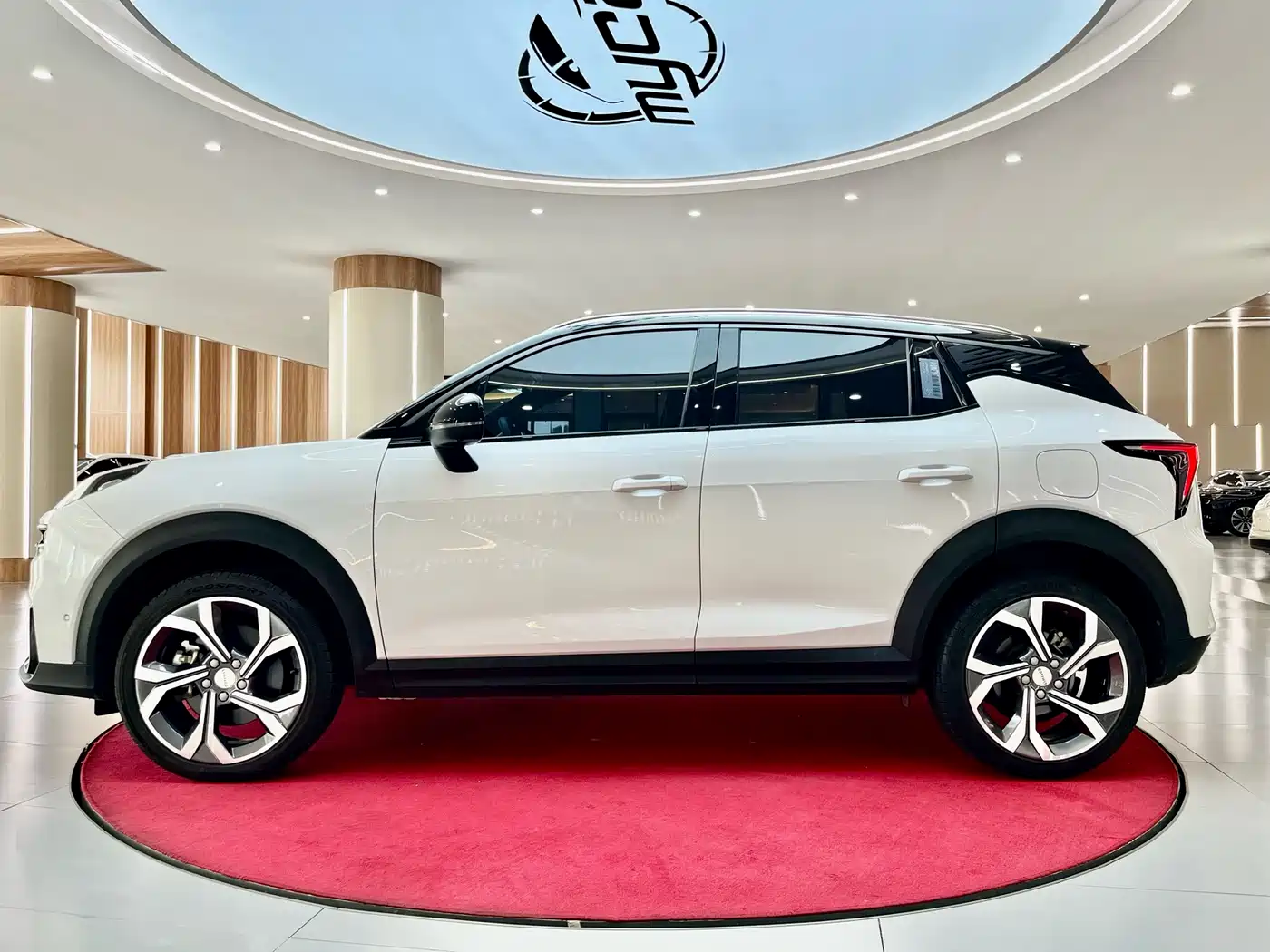 Lynk & Co 06 2023 Remix 1.5T Power Pro фото 8