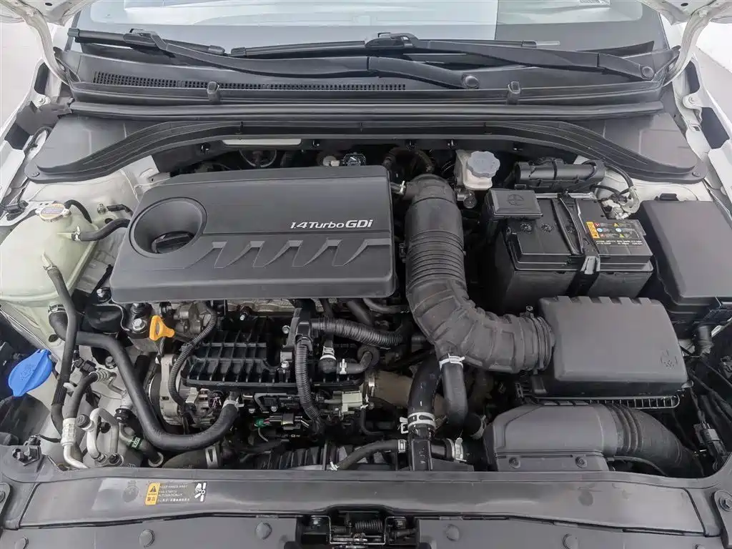 Hyundai Elantra 2020 1.4T DCT Dynamic·Vitality фото 6