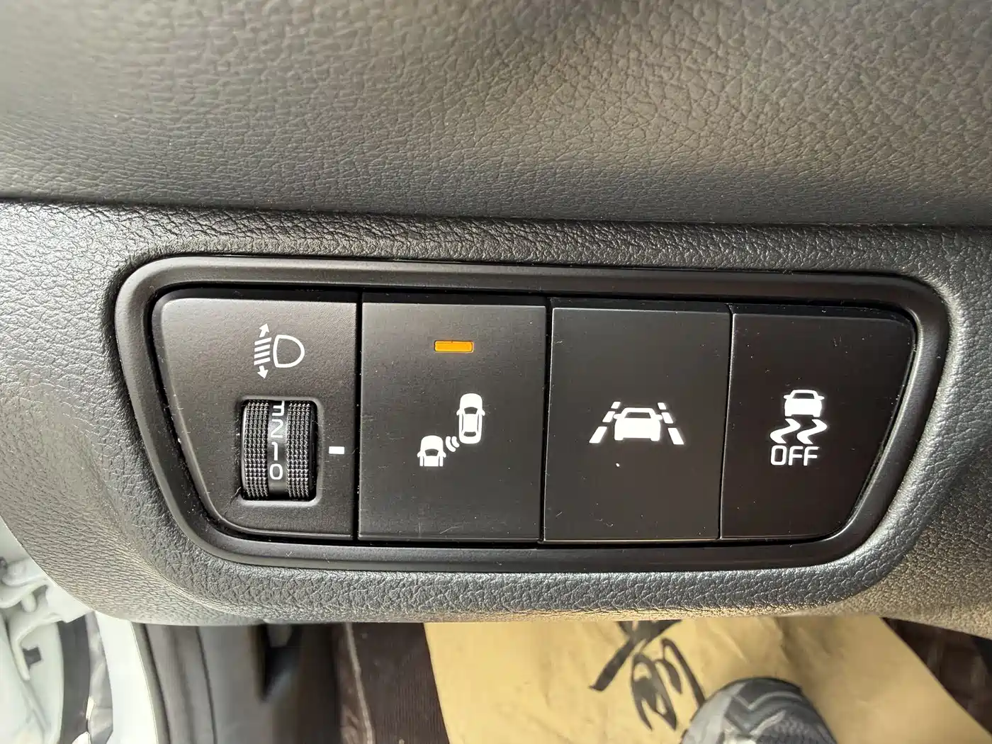 Kia K3 2021 1.5L CVT Refreshed Edition фото 9