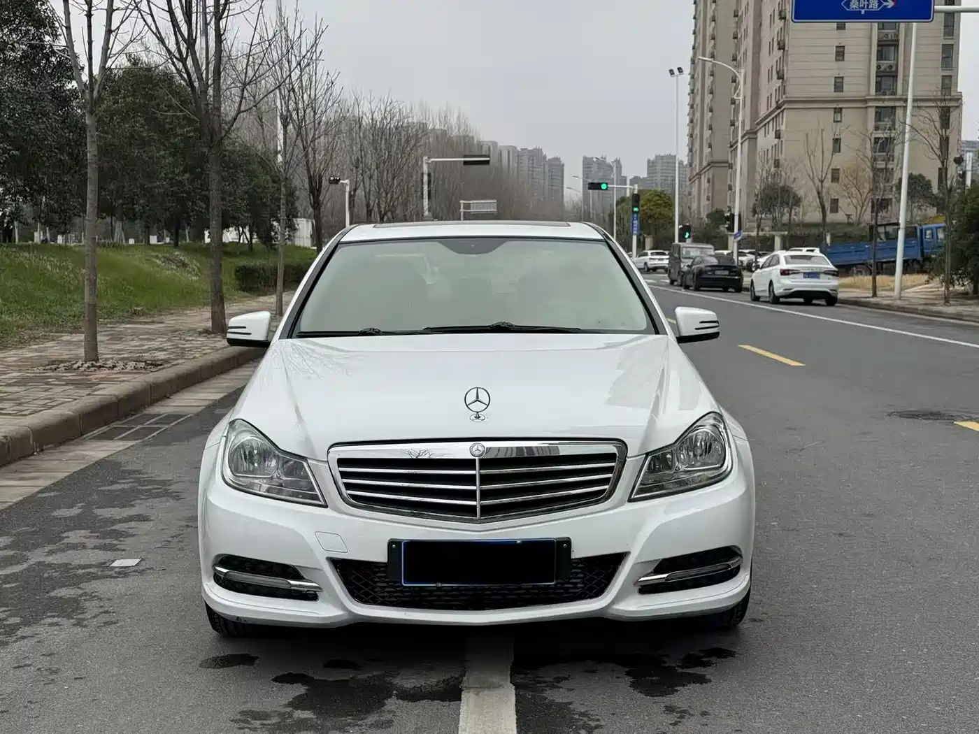 Mercedes-Benz C-Class 2013 C 180 Classic Grand Edition фото 2