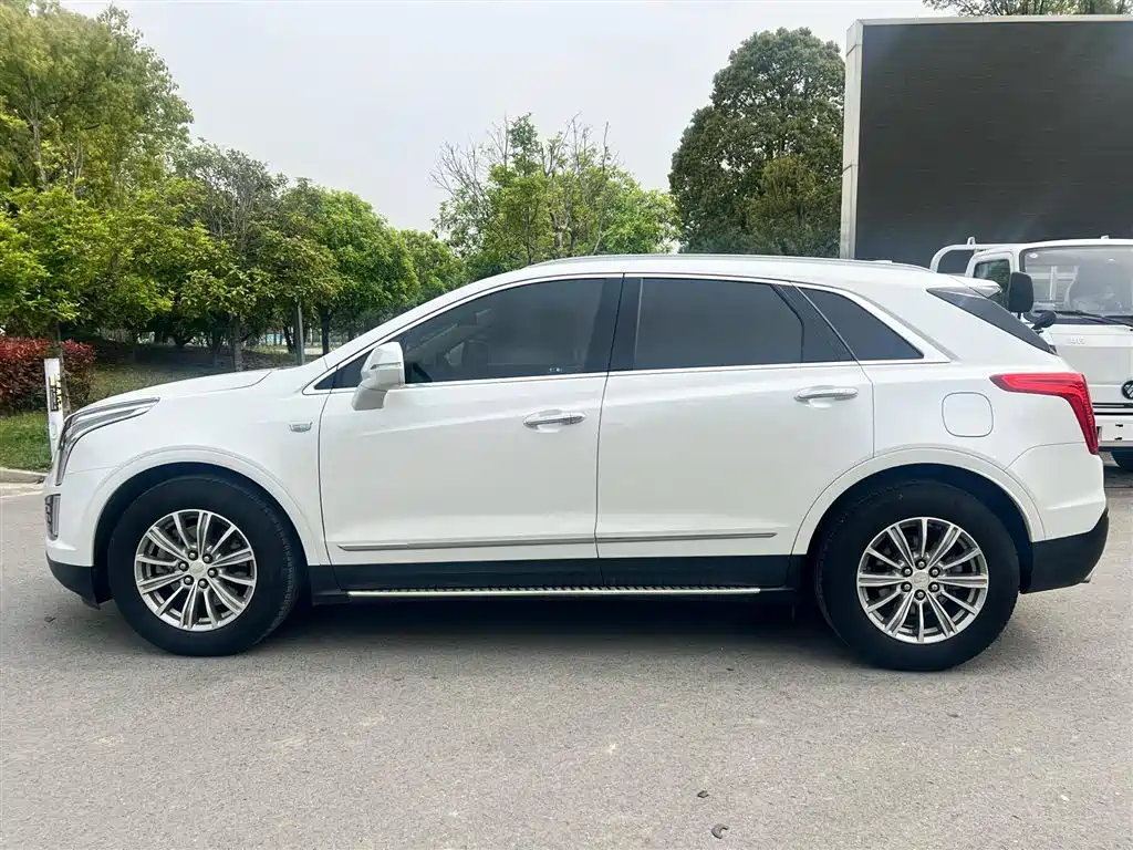 Cadillac XT5 2018 25T Luxury фото 3