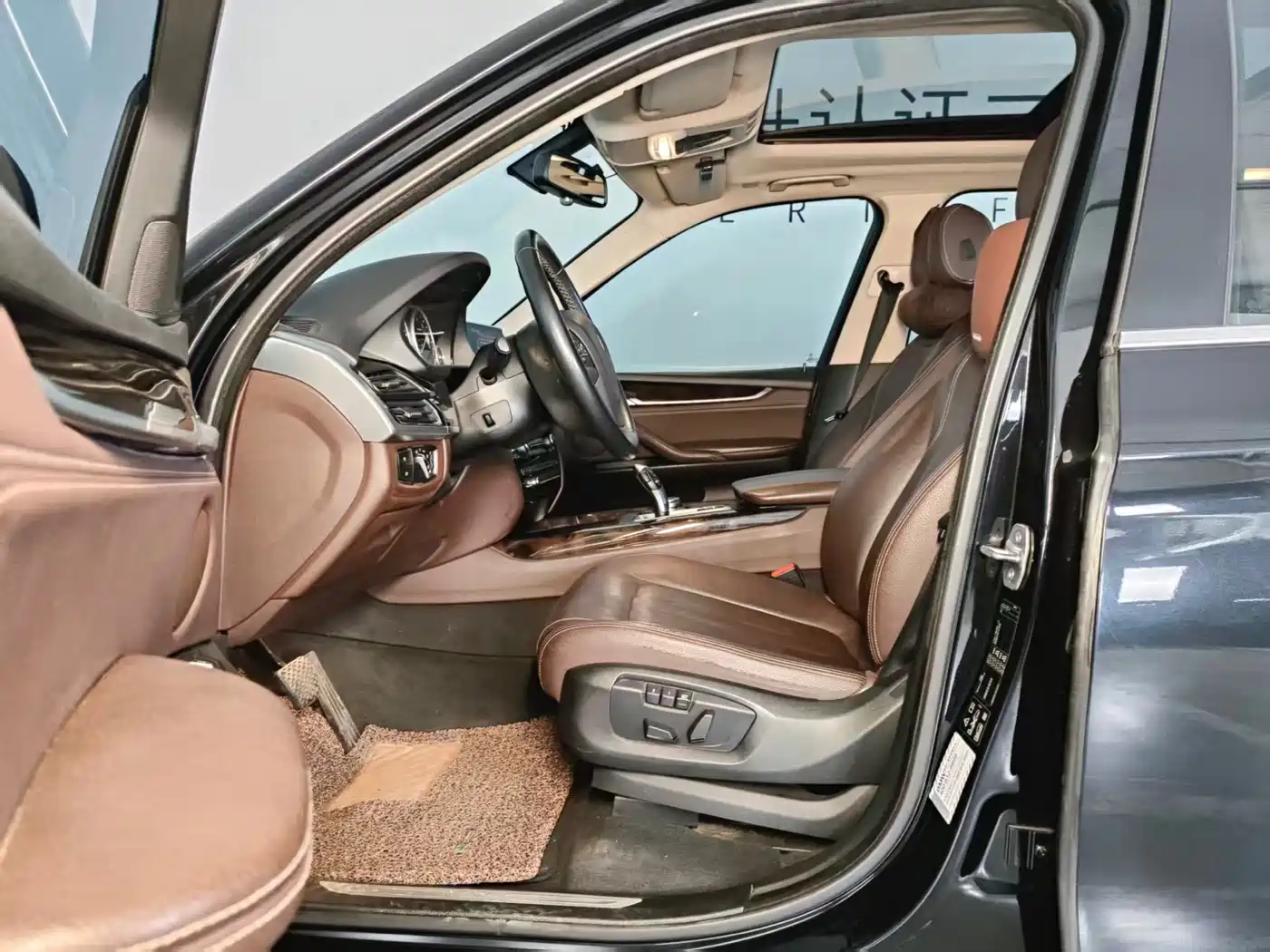 BMW X5 (Import) 2015 xDrive28i фото 5
