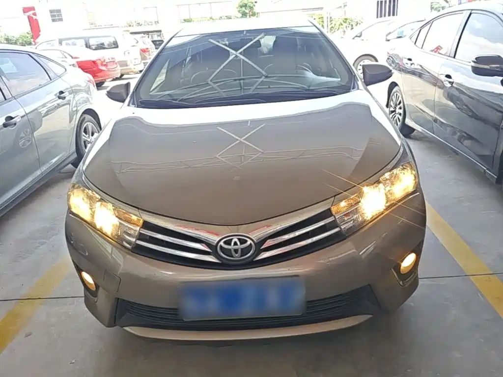 Toyota Corolla 2017 Facelift 1.6L S-CVT GL фото 3