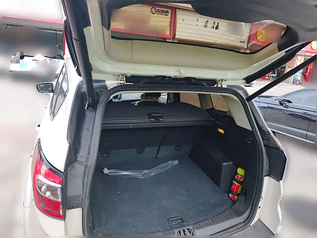 Photo 15 - Ford Kuga