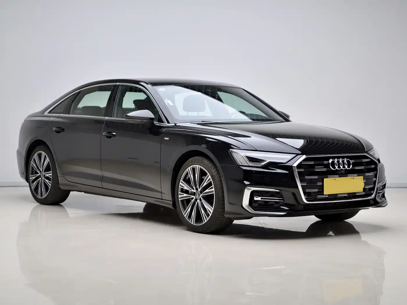 Audi A6L 2025 45 TFSI quattro Premium Sport фото 2