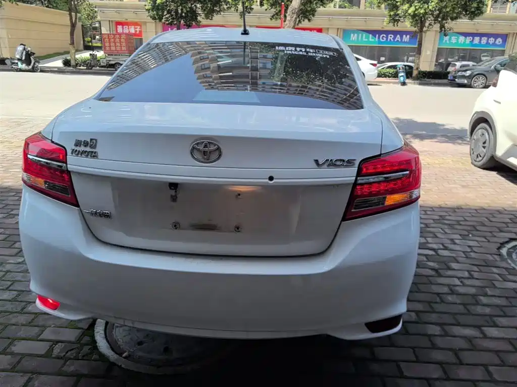 Toyota Vios 2017 1.5L CVT Pioneer фото 6