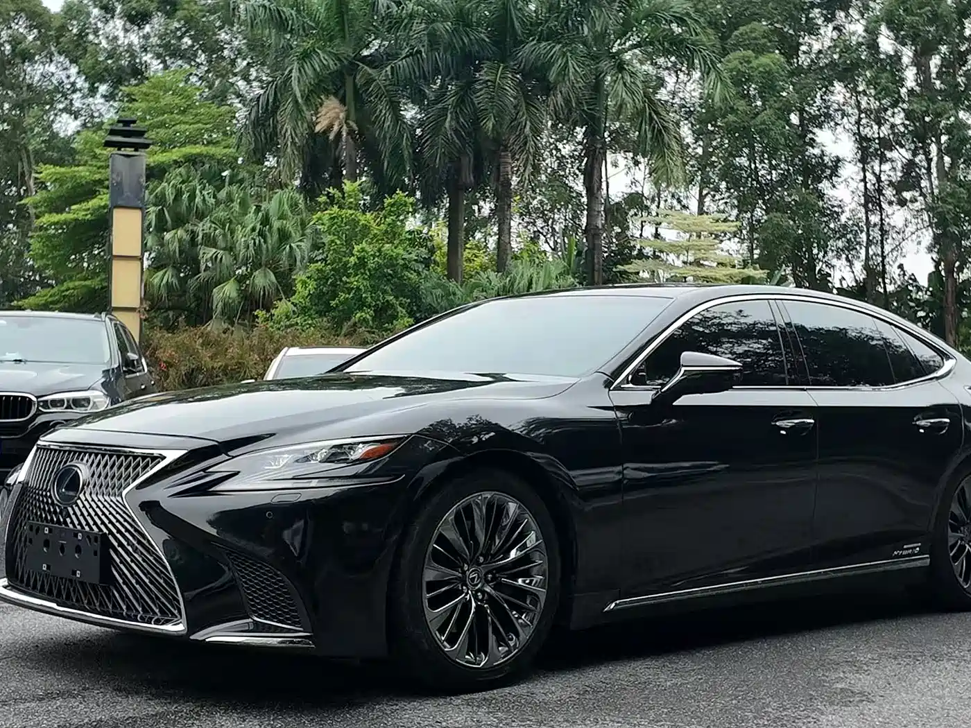 Lexus LS, 2018 год