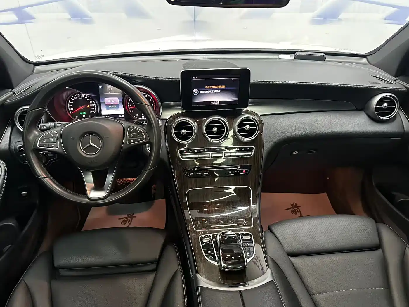 Mercedes-Benz GLC 2016 GLC 260 4MATIC Dynamic фото 8