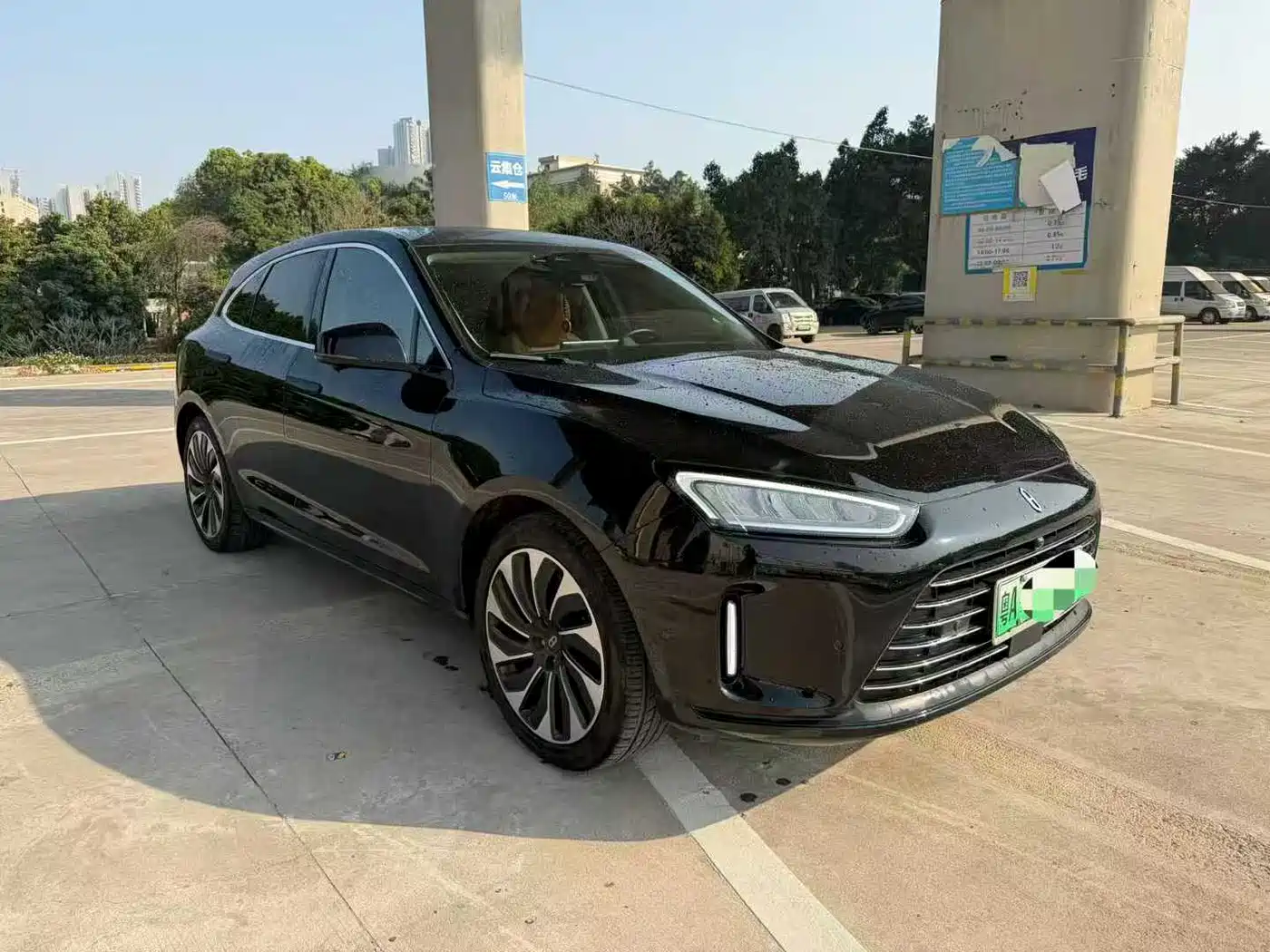 AITO Wenjie AITO M5 2022 Extended Range RWD Standard фото 3