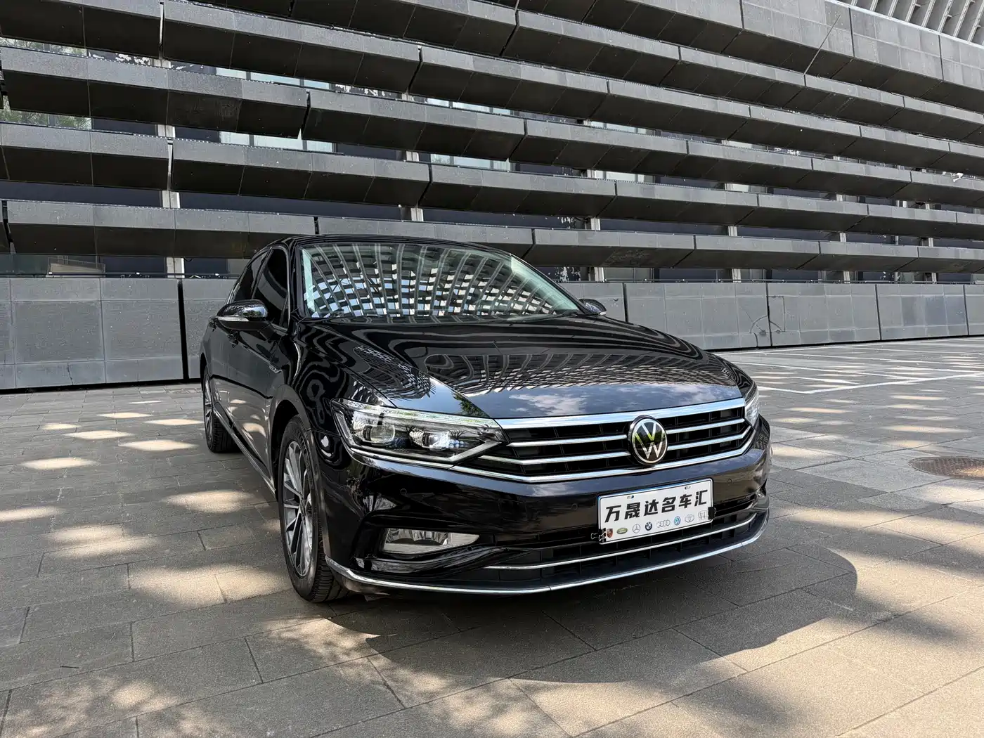 Volkswagen Magotan 2020 380TSI DSG Luxury фото 3