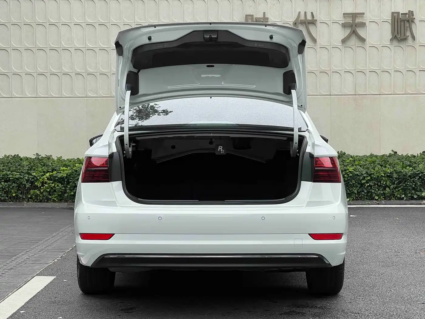 Volkswagen Sagitar 2021 280TSI DSG Comfort Smart Connect Edition фото 7