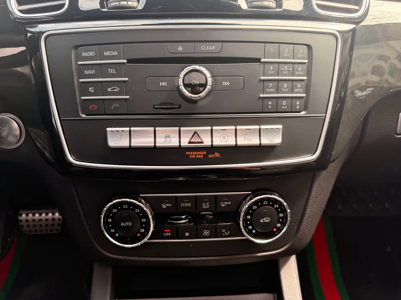 Mercedes-Benz GLE 2018 GLE 400 4MATIC Ultimate Edition фото 9