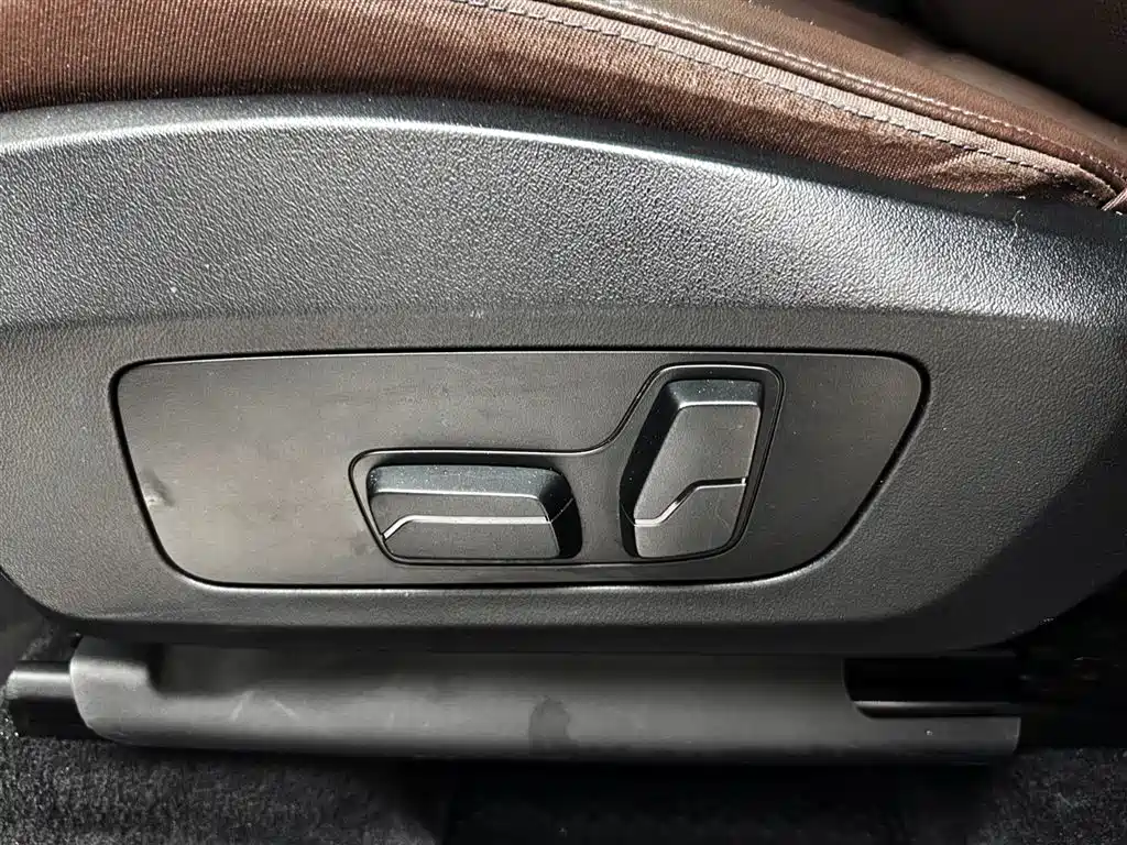 BMW X1 2023 sDrive20Li X Design Package фото 18