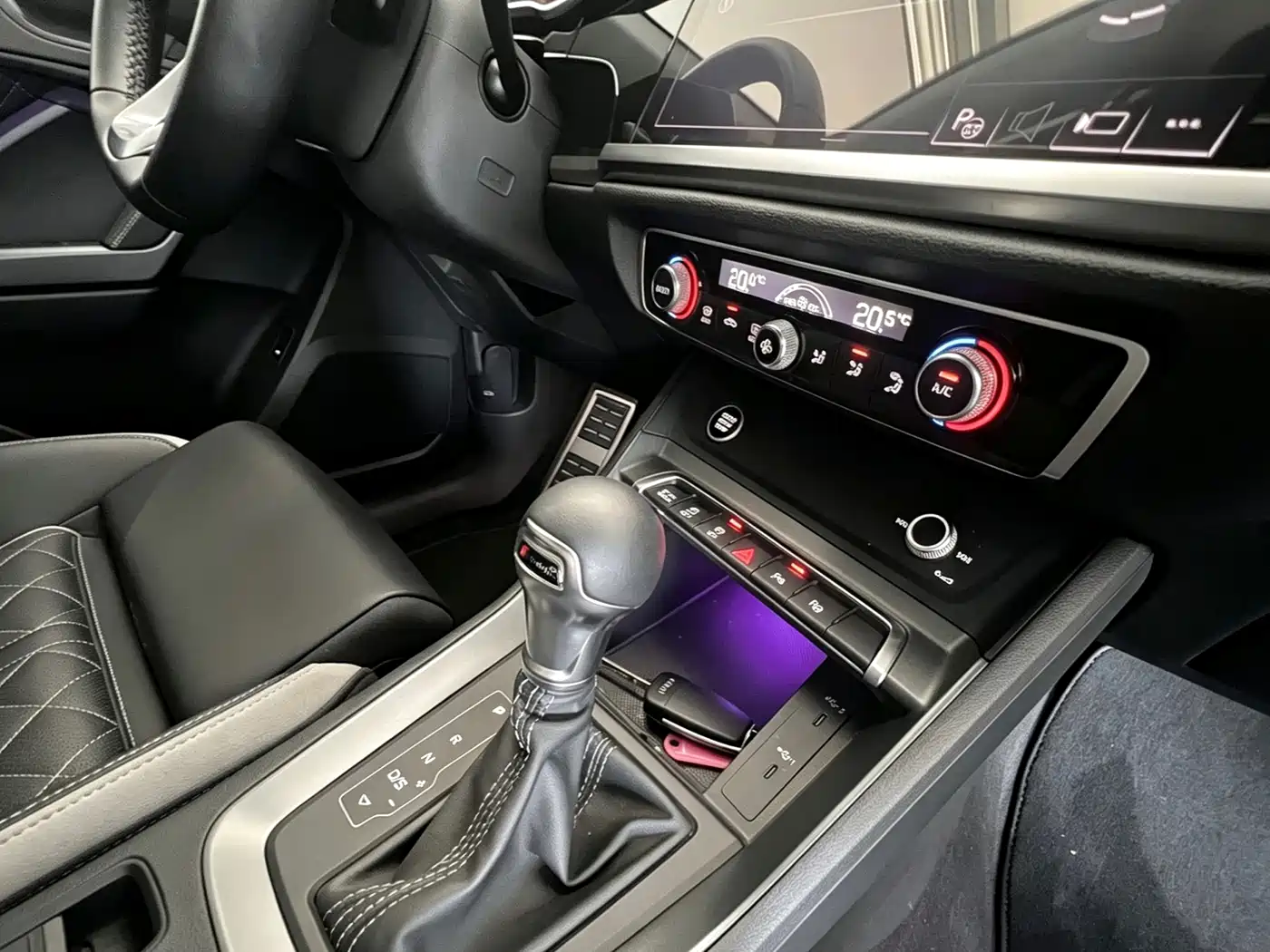 Audi Q3 2025 2024 40 TFSI Fashion Sport
