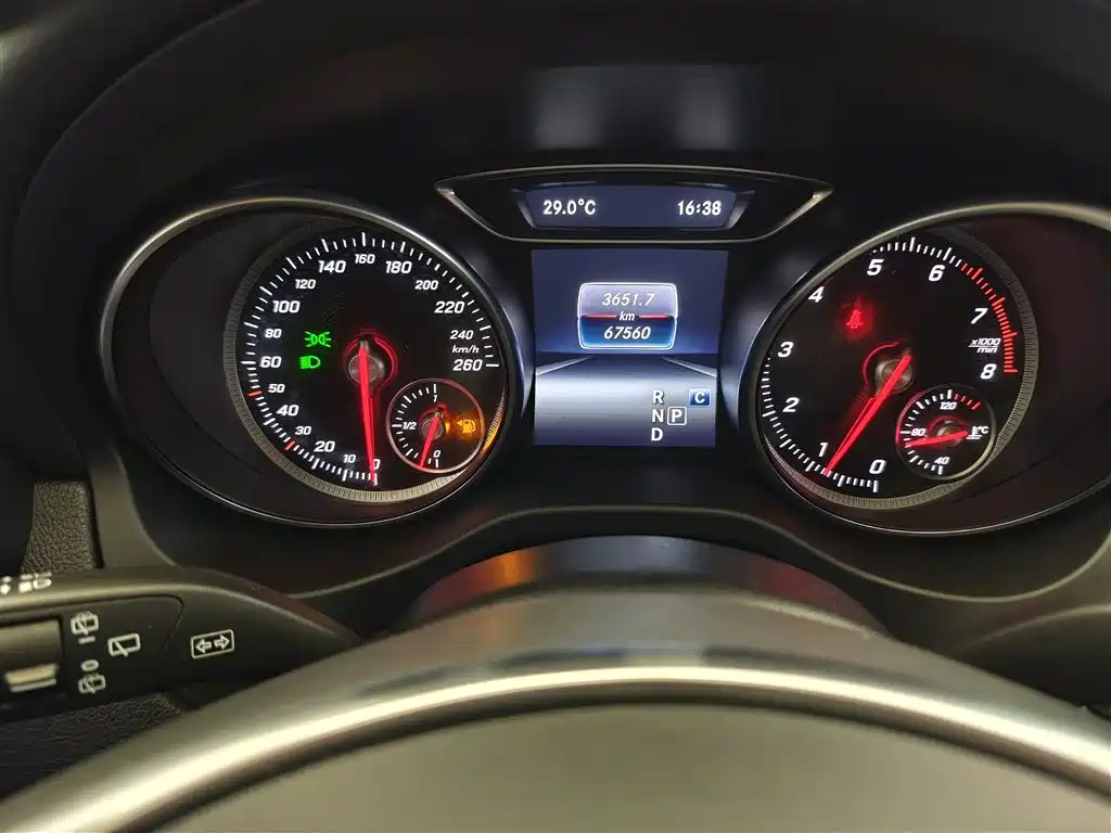 Mercedes-Benz GLA 2019 GLA 200 Fashion фото 12