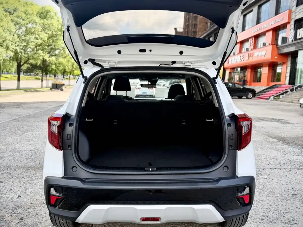 Kia Seltos 2023 2023 1.5L CVT Luxury Edition