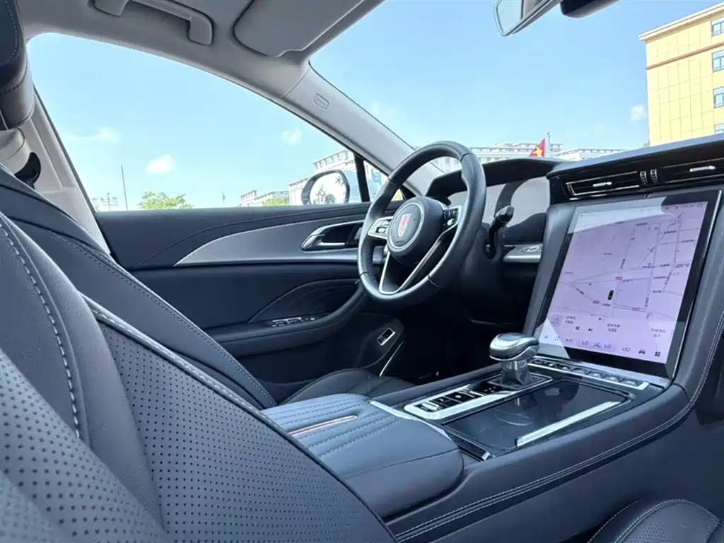 Hongqi H5 2023 1.5T HEV Smart Connect Flag Comfort фото 24