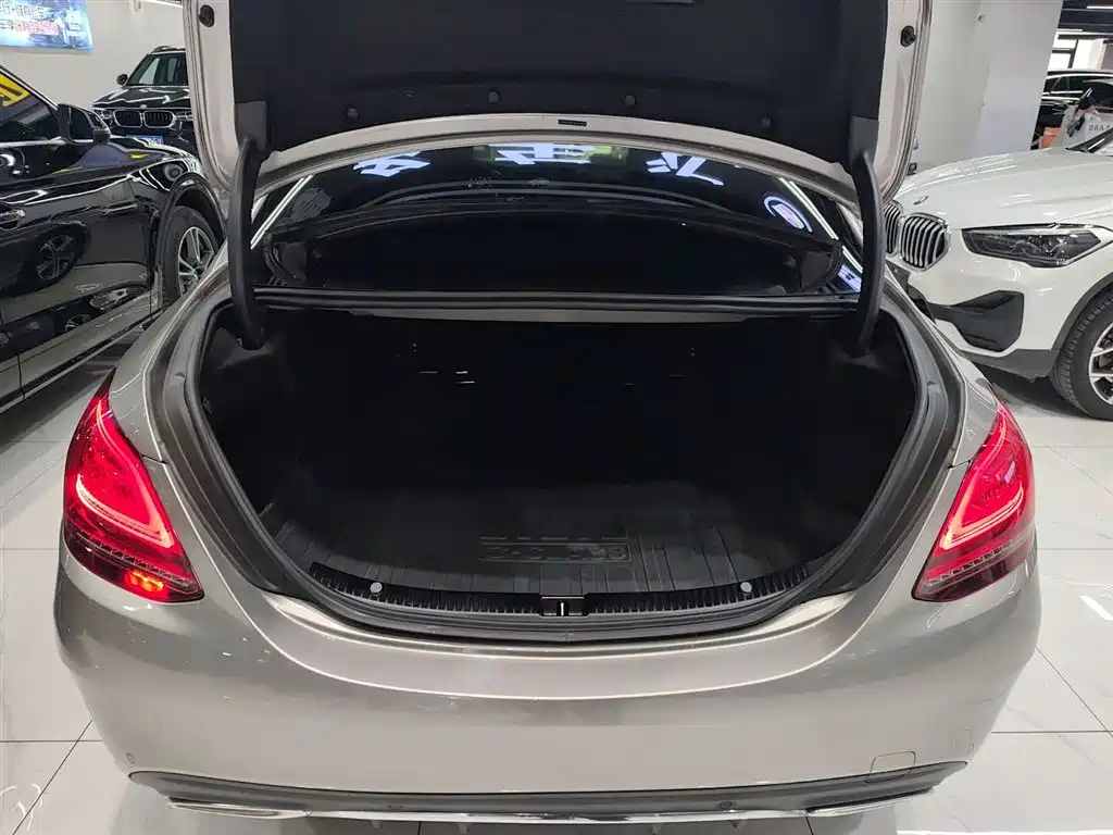 Mercedes-Benz C-Class 2019 Facelift C 260 L Sport фото 19