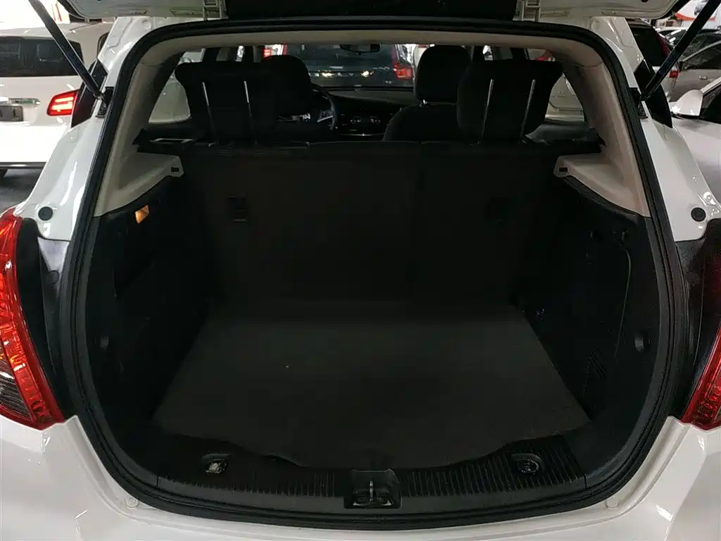 Buick Encore 2016 18T Automatic 2WD Urban Leading фото 15