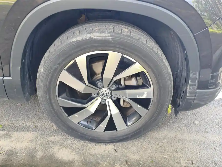 Volkswagen Tayron 2021 330TSI 2WD 30th Anniversary Edition фото 6