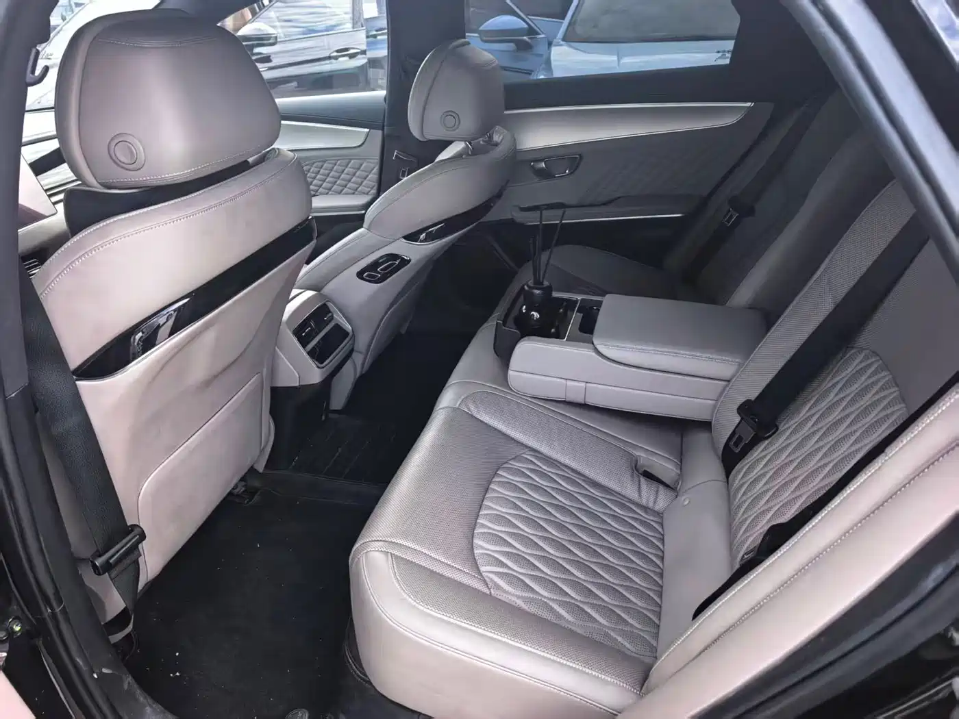 BYD Han 2023 DM-i Champion Edition 121KM Premium фото 6