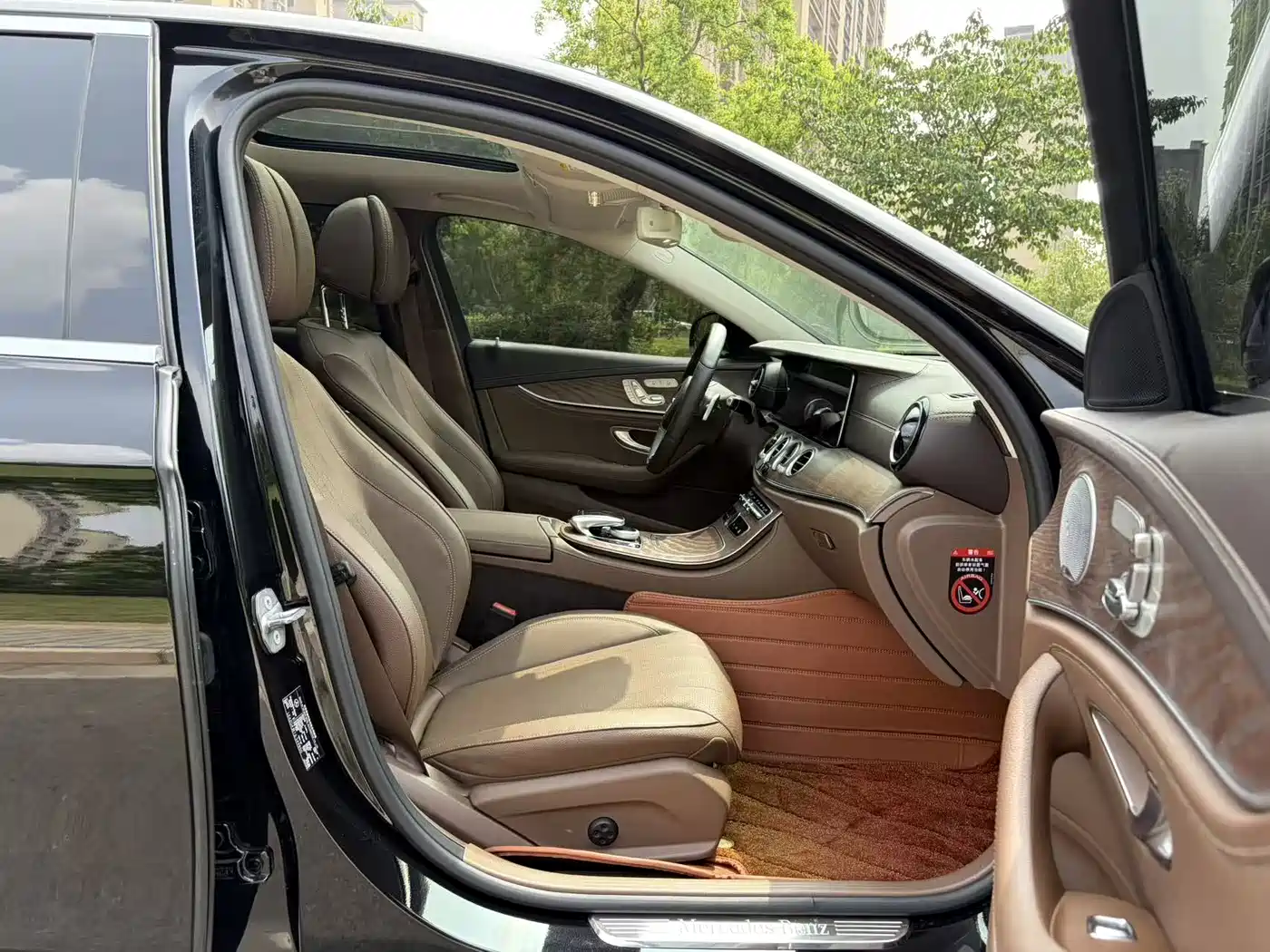 Mercedes-Benz E-Class 2018 Facelift E 300 L Fashion фото 7