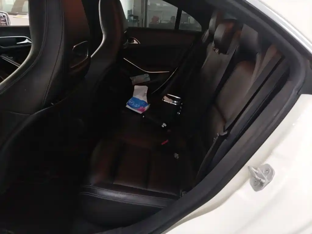 Mercedes-Benz CLA (Import) 2016 CLA 200 Fashion фото 17