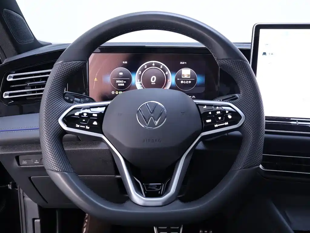 Volkswagen Tiguan L 2024 PRO 330TSI 2WD R-Line Smart Edition фото 16