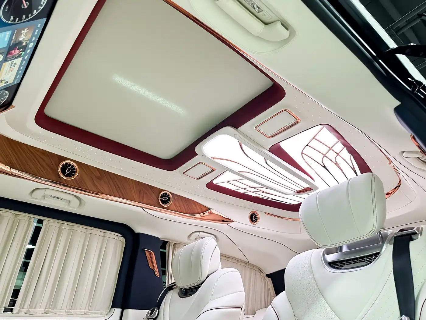 Mercedes-Benz V-Class 2022 V 260 L Long Wheelbase Luxury Edition фото 11