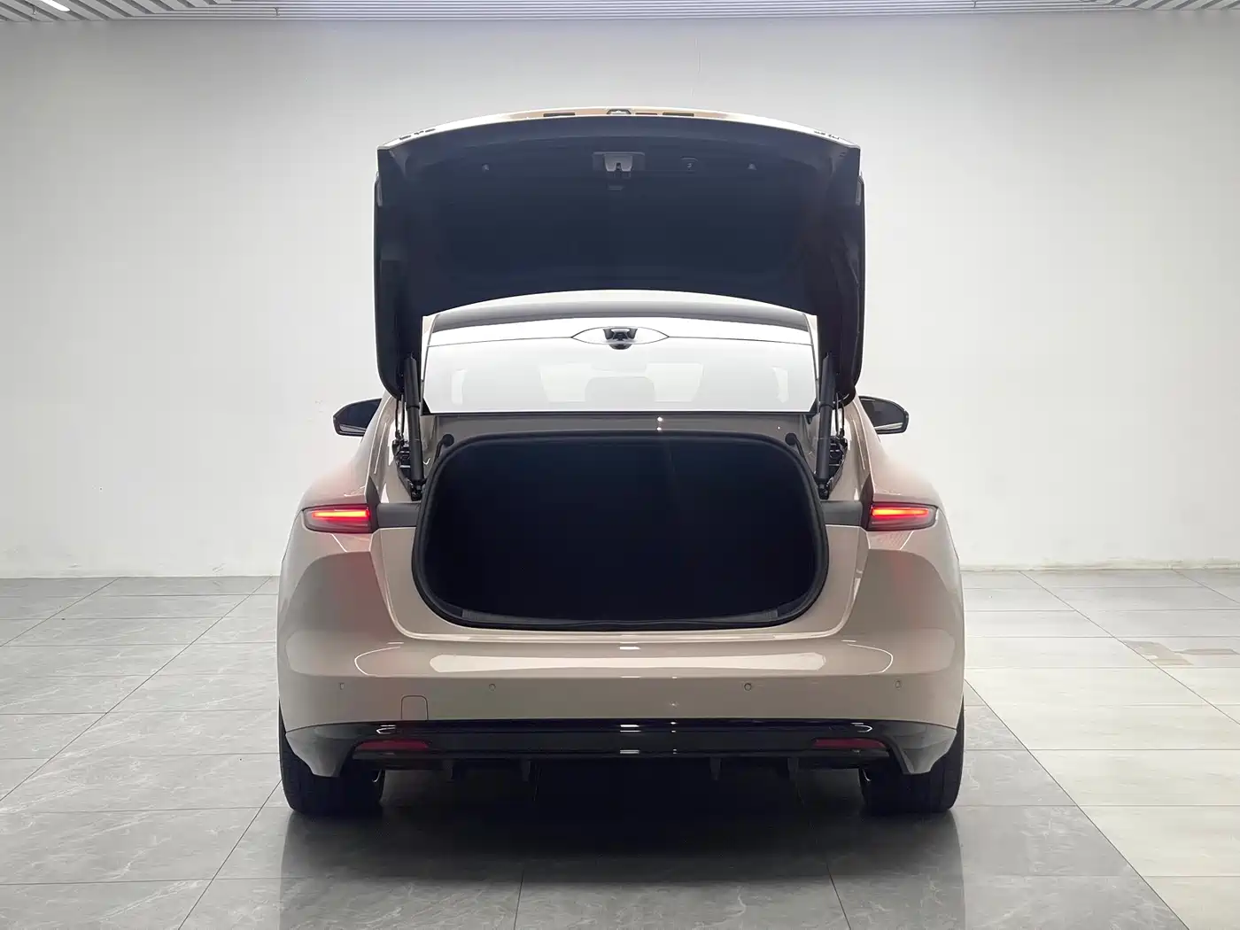 NIO ET5 2025 2025 75kWh