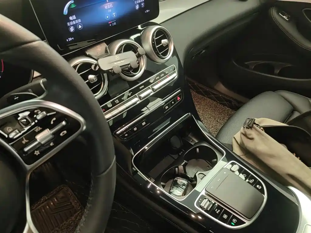 Mercedes-Benz GLC 2022 Facelift II GLC 260 L 4MATIC Sport Model фото 14