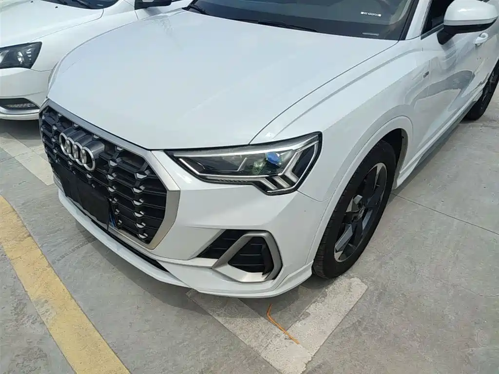 Audi Q3 2020 35 TFSI Fashion Dynamic фото 24