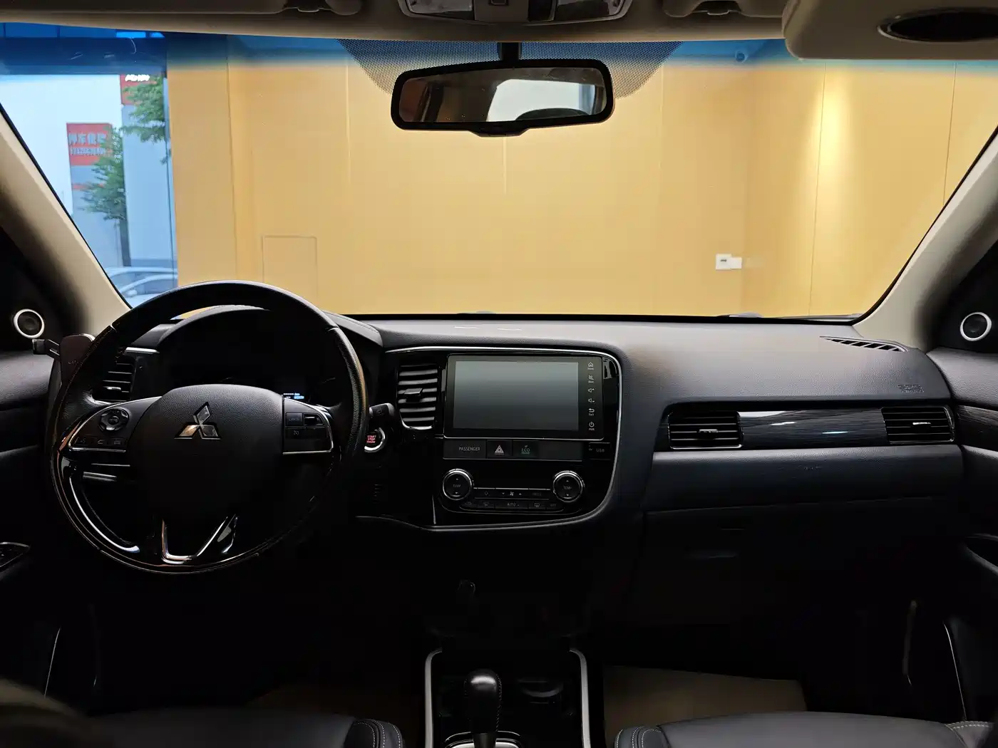 Mitsubishi Outlander 2019 2.0L 2WD Enjoy 5-Seater China VI фото 20