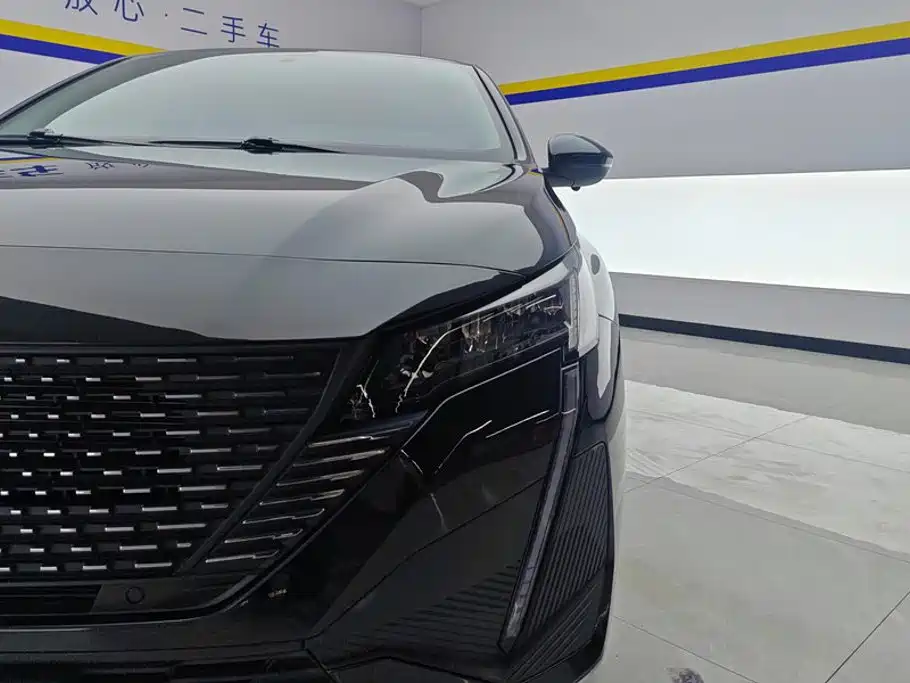 Peugeot 408 2023 2022 1.6T Progressive Edition
