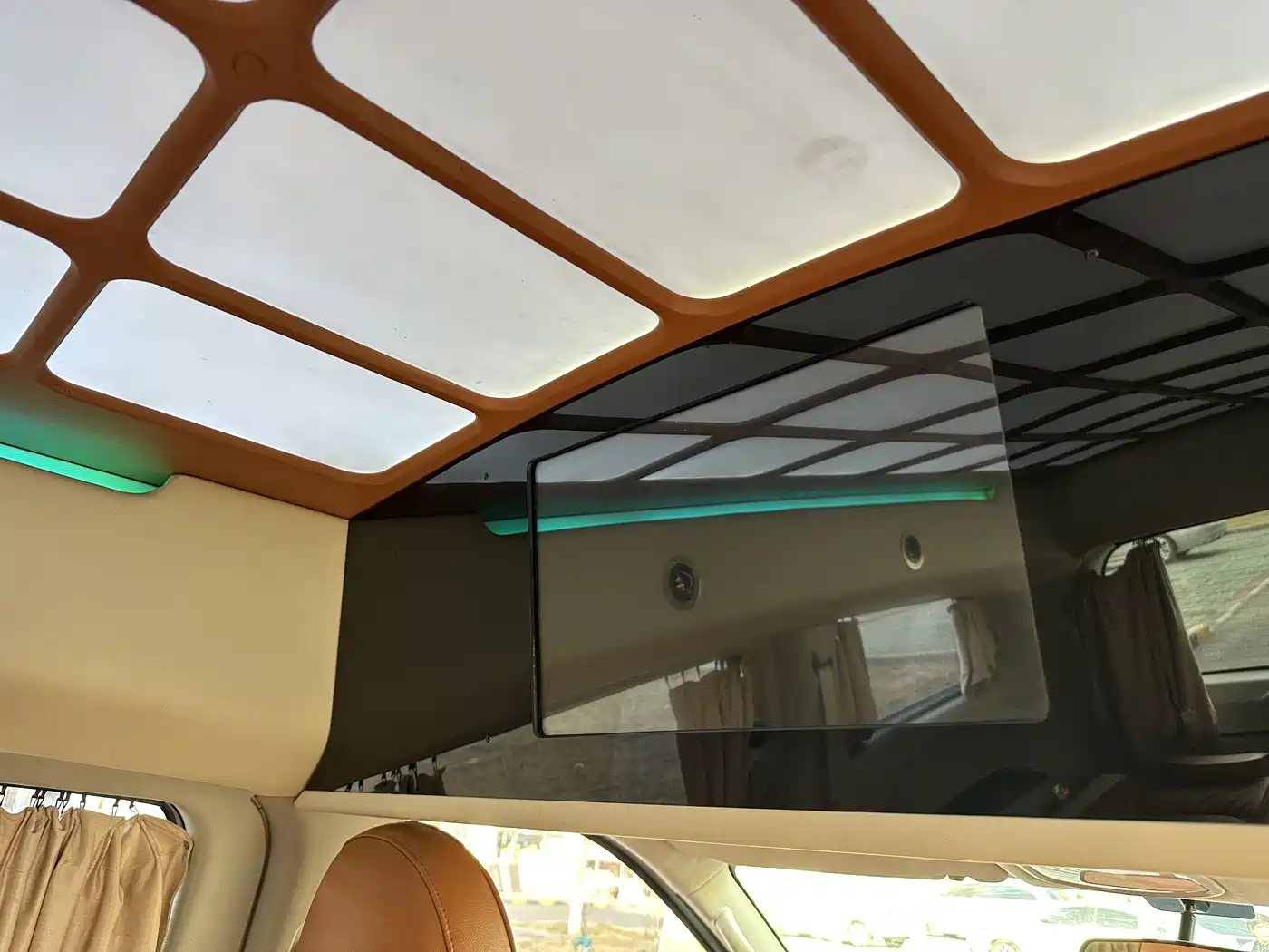 SAIC Maxus Maxus G10 2016 2.0T Automatic Elite фото 12