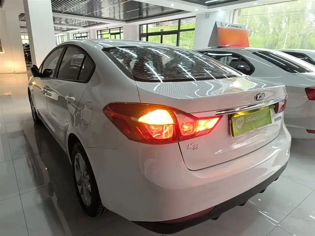 Kia K3 2016 1.6L Automatic GL фото 5