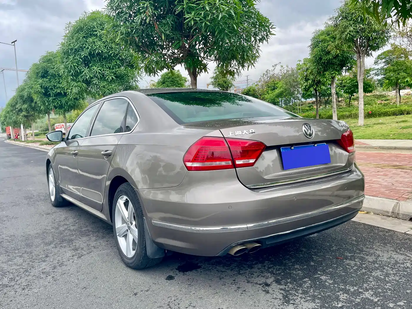 Volkswagen Passat 2013 2.0TSI DSG Yuzun фото 4