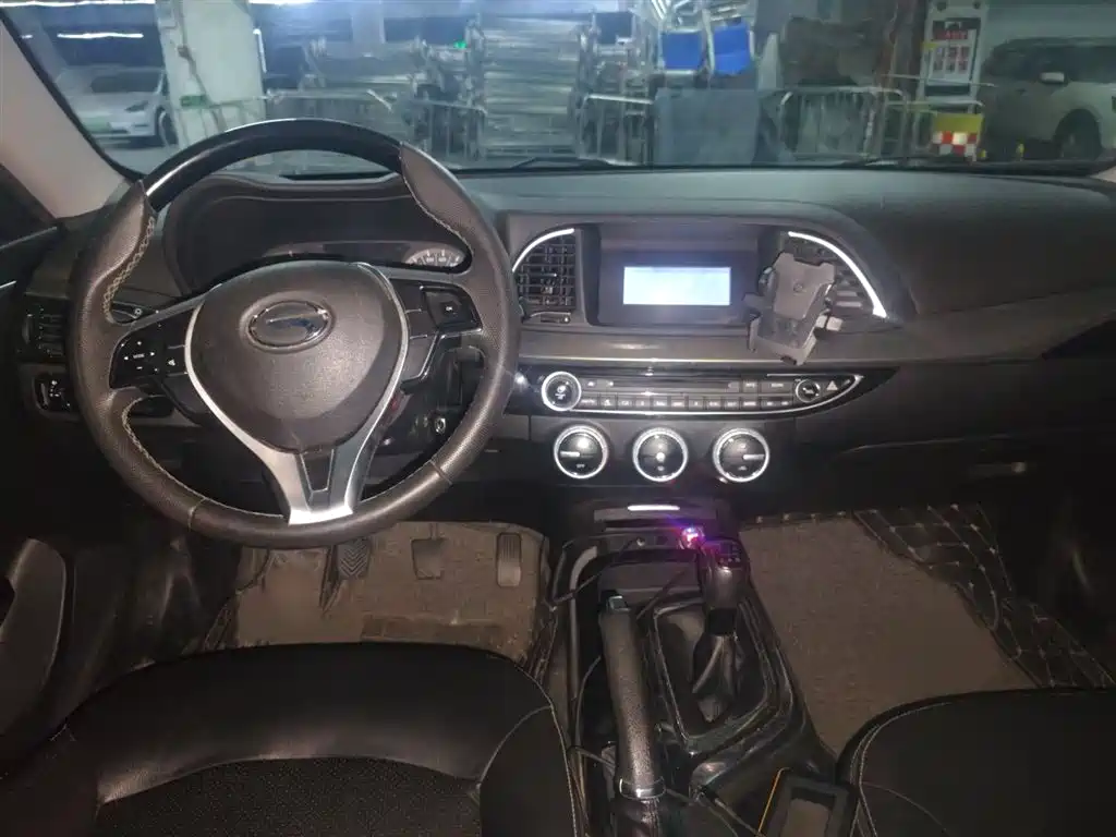 GAC Trumpchi Trumpchi GA6 2016 235T Manual Elite Edition фото 6
