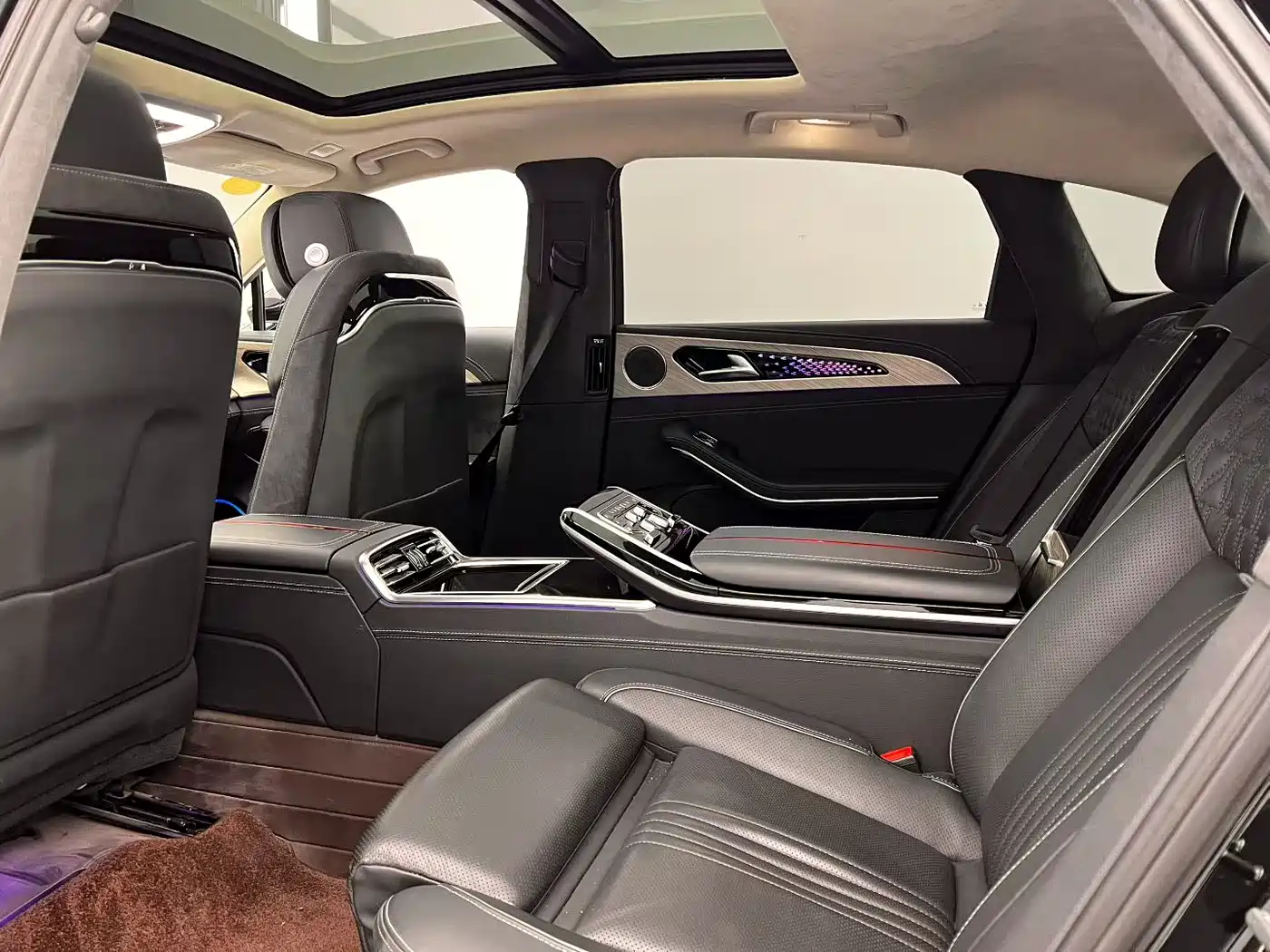 Hongqi H9 2020 Facelift 3.0T Smart Connect Flagship фото 8
