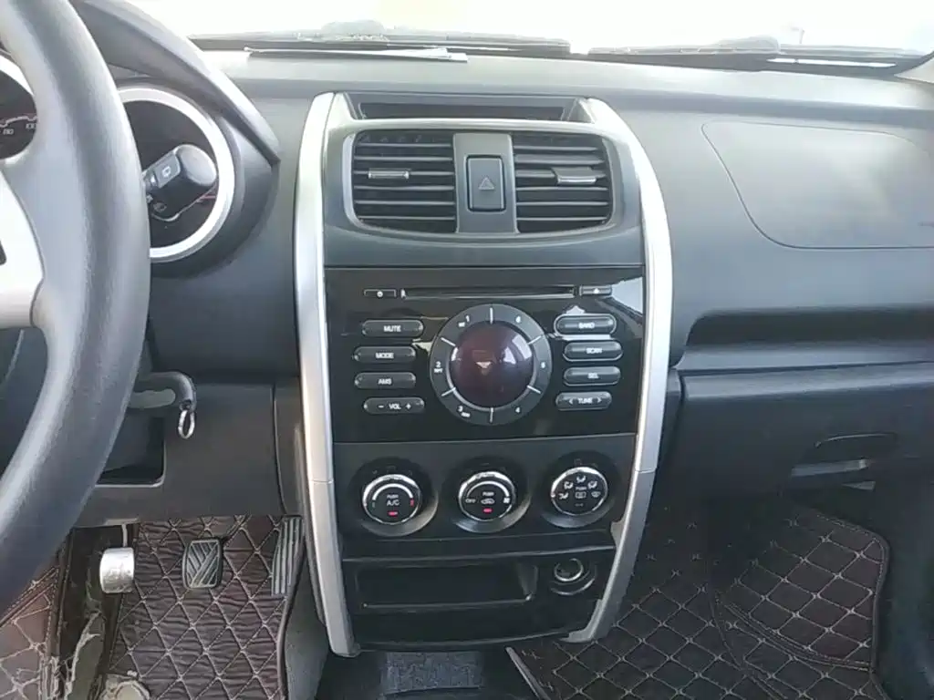 Changan CX20 2015 2014 1.4L Manual Sport Edition (China V)