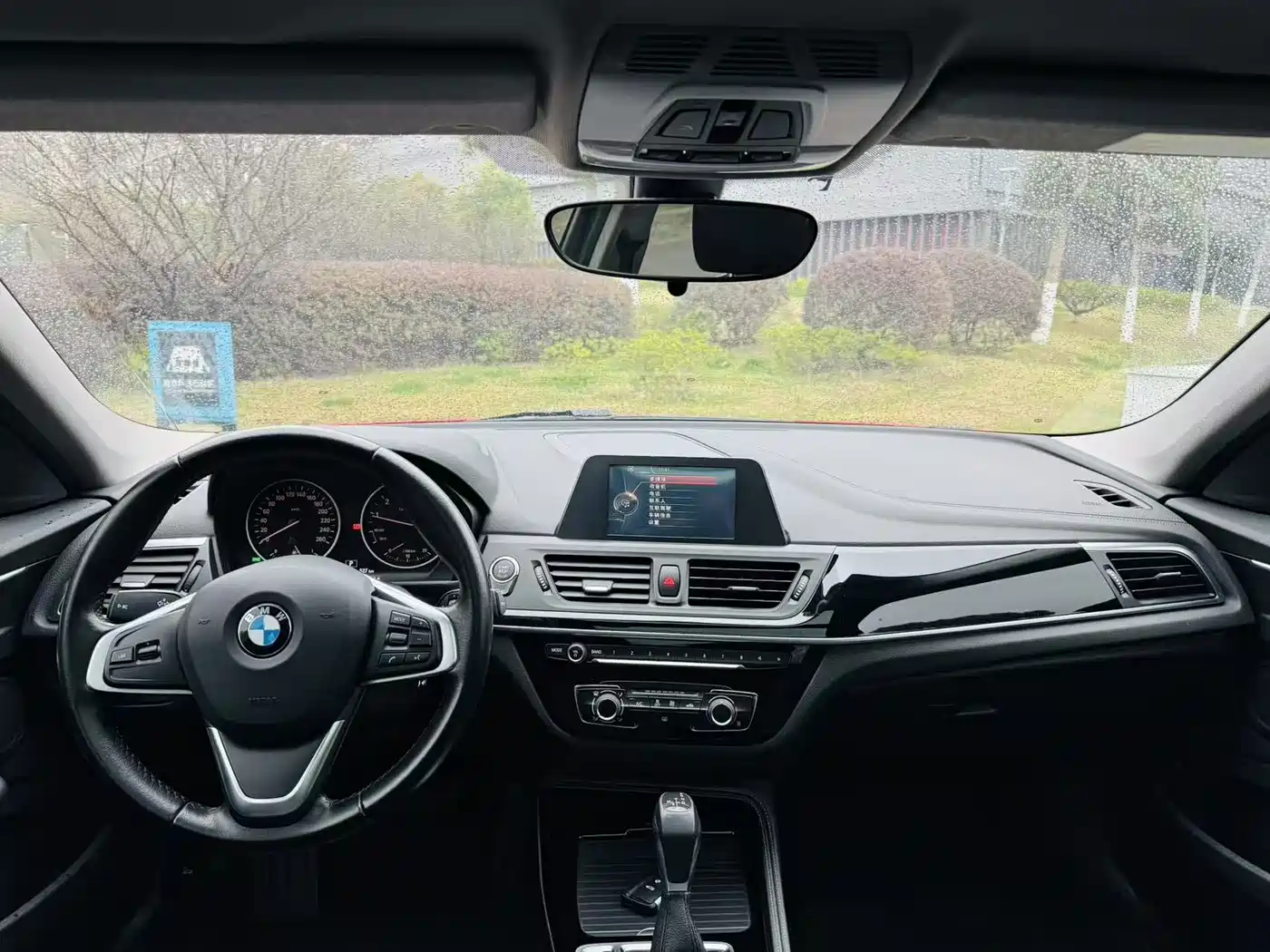BMW 1 Series 2017 118i Sport фото 8